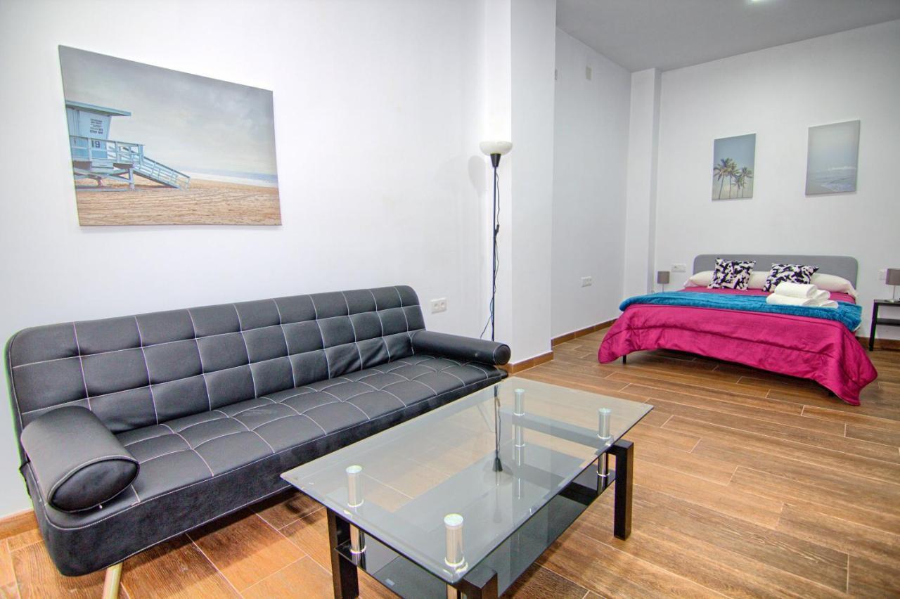 מאלגה Mercado Huelin Apartments מראה חיצוני תמונה